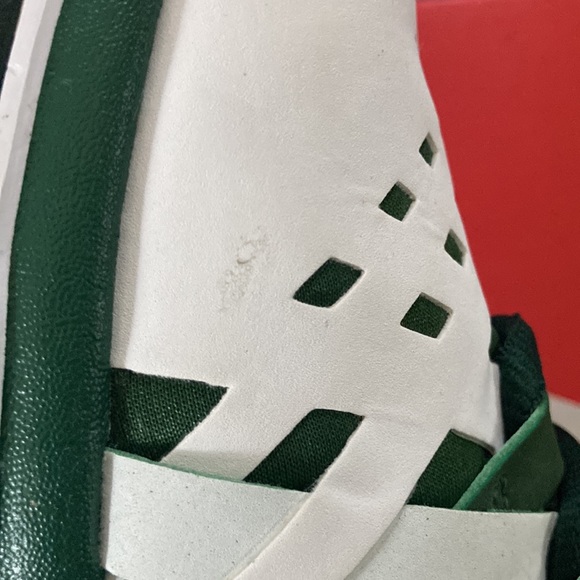 Sz 10 nike free trainer 5.0- green and white - great condition - asking $120 obo - Picture 5 of 6